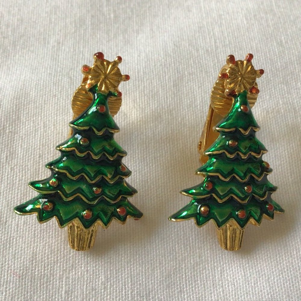 Vero - Christmas Tree Clip On Earrings